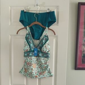 Floral Tankini Swimsuit Set